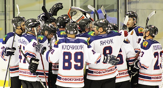 Команда «Кузня» — бронзовый призер Ночной хоккейной лиги