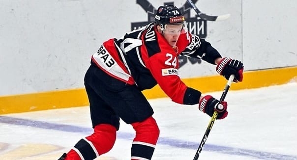 Кирилл Маслов – лучший защитник недели в ВХЛ